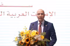 UAE Ambassador to Vietnam Bader Almatrooshi speaks at the conference, themed "Vietnam: A New Destination of Halal Tourism", held in Khanh Hoa province on July 8, 2026. (Photo: VNA)