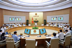Prime Minister Le Minh Hung chairs the Government’s law-building session on July 8. (Photo: VNA)