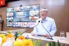Permanent Deputy Prime Minister Nguyen Hoa Binh speaks at the conference. (Photo: VNA)