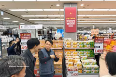 Vietnamese products are promoted at Lotte Mart’s Seoul Station branch in Seoul. (Photo: VNA)