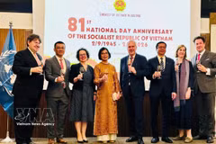 Officials at the ceremony marking the 81st anniversary of Vietnam’s National Day (September 2, 1945–2026) in Vienna on September 15 (Photo: VNA)