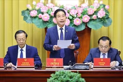 Deputy Head of the Office of the President Pham Thanh Ha chairs the press conference. (Photo: VNA)