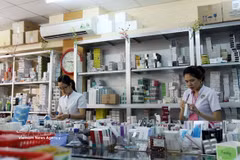 The Ho Chi Minh City People’s Committee requires that prices of medicines under the programme be at least 5% lower than similar products on the market. (Photo: VNA)
