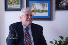 Professor Carl Thayer, a Vietnam specialist at the Australian Defence Force Academy, the University of New South Wales. (Photo: VNA)