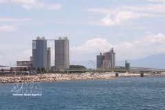 Khanh Hoa province is rolling out infrastructure projects for the Van Phong Economic Zone. (Photo: VNA)