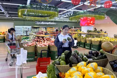 Fruits on sale at the Thao Dien WinMart supermarket in Ho Chi Minh City (Photo: VNA)