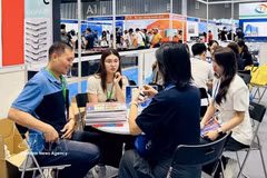 Domestic and foreign businesses engage in trade networking at the event series held at Ho Chi Minh's Saigon Exhibition and Convention Centre (SECC) on August 13, 2026. (Photo: VNA)