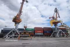 Hai Phong Port ensures a smooth flow of goods (Photo: VNA)