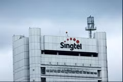 Singapore probes largest mobile network disruption