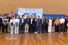 Participants in the Vietnam Student Sports Festival, held in the RoK in July 2026, pose for a group photo. (Photo: VNA)