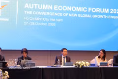 Deputy Prime Minister Nguyen Van Thang (centre) has a meeting with VIFC-HCMC members and potential investors on October 28, on the sidelines of the Autumn Economic Forum 2026 in Ho Chi Minh City (Photo: VNA)