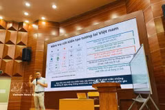 Prof. Dr. Nguyen Van Tam, Chair of the Department of Computer Science, Data and Artificial Intelligence at the Polytechnic Institute of Paris (IP Paris) (Photo: VNA)
