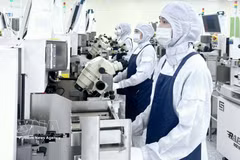 A modern production line of Hana Micron Vina Co., Ltd in Bac Ninh city (Photo: VNA)
