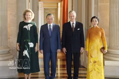 General Secretary of the Communist Party of Vietnam Central Committee and President To Lam and his spouse meet with Belgian King Philippe and Queen Mathilde (Photo: VNA)