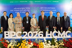 Heads of delegations attend the 2026 Business Partner City (BPC) Roundtable Conference in Ho Chi Minh City on October 23 (Photo: VNA)