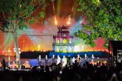 A 3D mapping light show projected onto Turtle Tower, combined with a water screen system. (Photo: VNA)