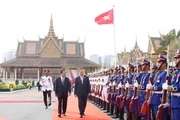 Grand welcome for General Secretary To Lam in Cambodia