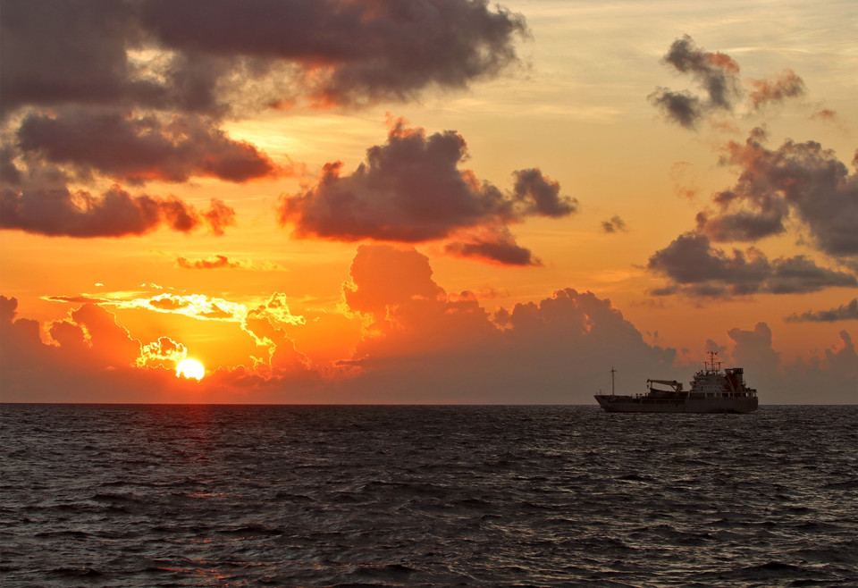 A radiant sunrise over the seas of Truong Sa. (Photo: VNA)