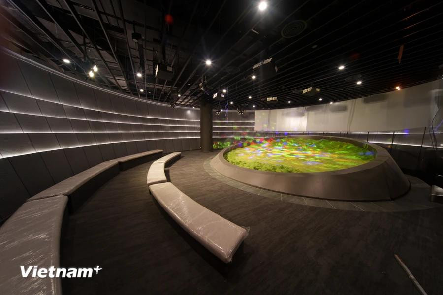 The museum has prepared more than 60 clips presenting major campaigns and battles. (Photo: VietnamPlus)