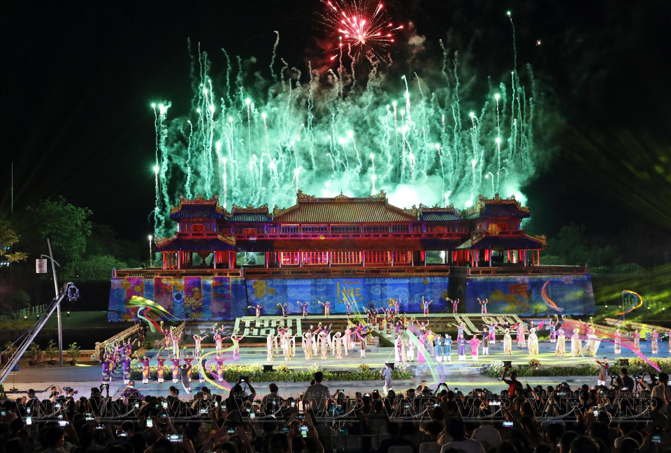 This event is expected to develop Hue into a heritage city, a centre of culture, tourism, education, and specialised healthcare of the whole country. (Photo: Cong Dat/Vietnam Pictorial)