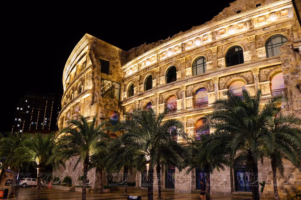 The "Roman Square" area at Sunset Town. (Photo: VNP/VNA)