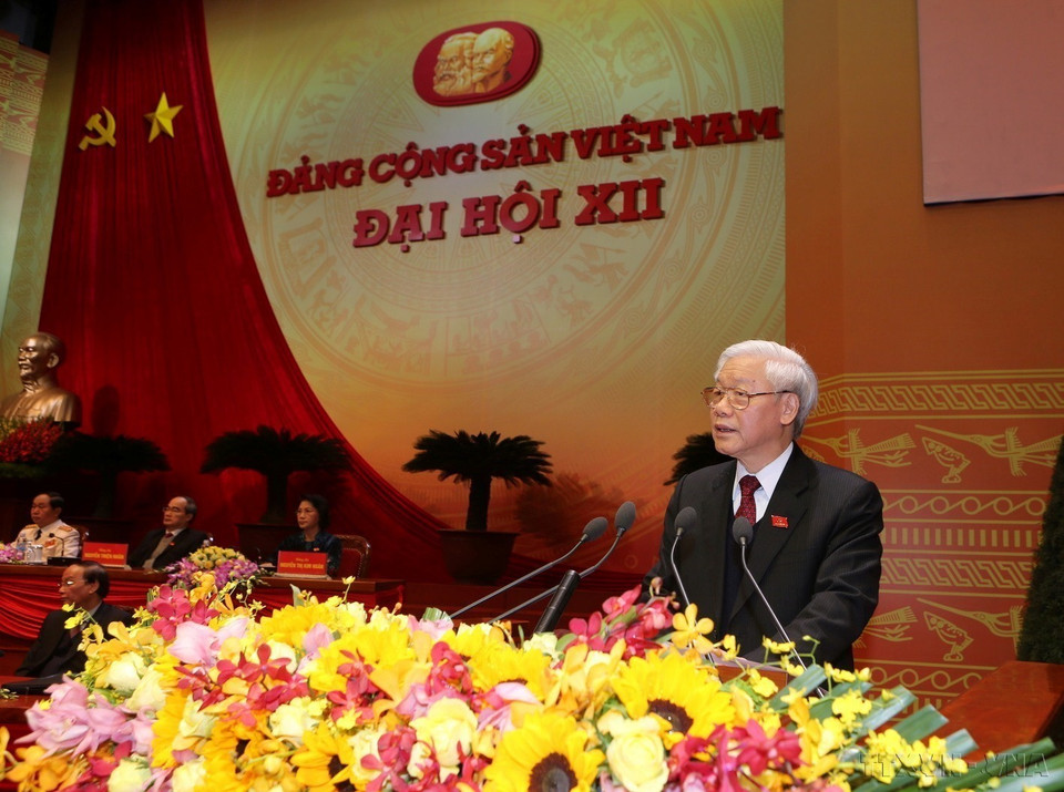 Party General Secretary Nguyen Phu Trong delivers a speech at the closing ceremony of the 12th Party Central Committee Congress (Hanoi, January 28, 2016). (Photo: Tri Dung – VNA)