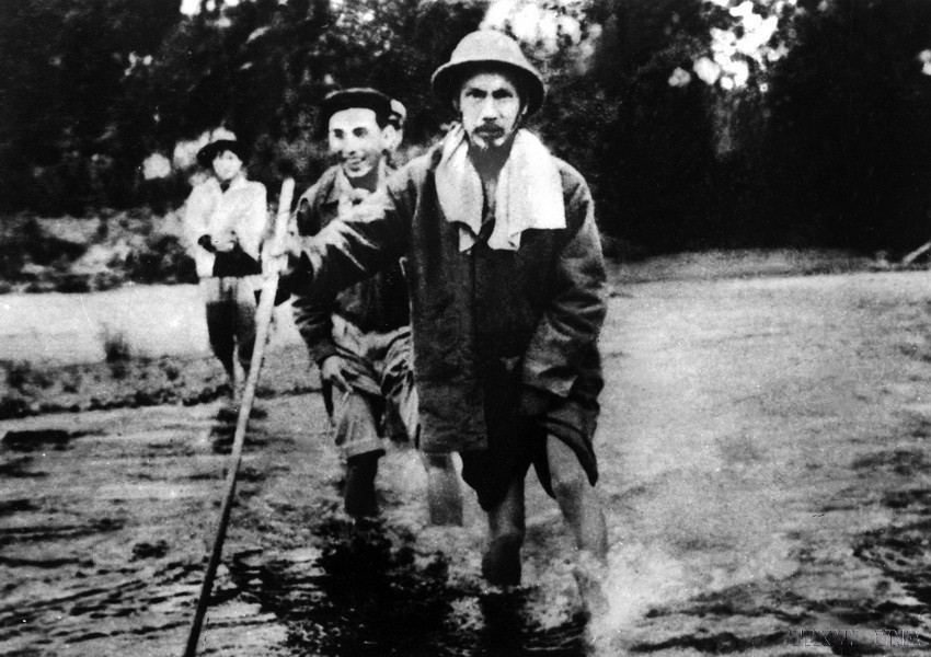 President Ho Chi Minh on his way to the Border Campaign in 1950. (Photo: VNA)