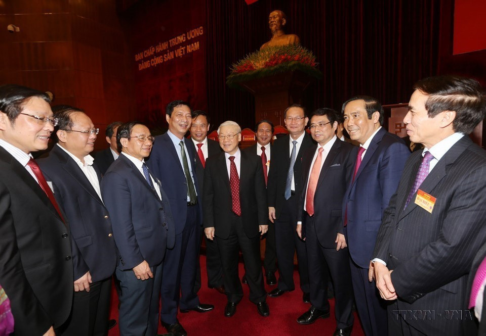 Party General Secretary Nguyen Phu Trong and delegates attending the national conference of the Party organization and building sector in Hanoi on March 26, 2016. (Photo: VNA)