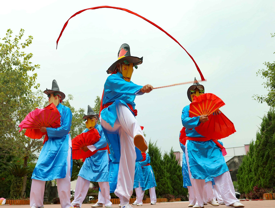 Xuan Pha dance is a traditional beauty of Thanh Hoa people. (Photo: VNA)