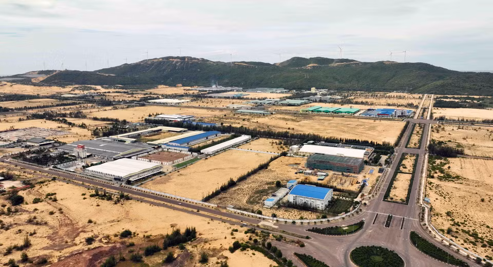 To date, Binh Dinh province has seven industrial parks in operation, covering a total area of over 2,850 hectares. (Photo: VNA)