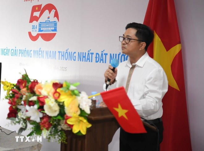 Vietnamese Consul General in Khon Kaen Dinh Hoang Linh delivers speech at the event. (Photo: VNA) tong-lanh-su-viet-nam.jpg