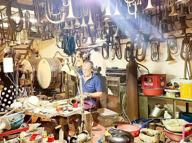 Pham Phao brass instrument village, located in Hai Minh commune, Hai Hau district, Nam Dinh province, is a popular destination among visitors. (Photo: Saigon Giai phong) y3d-4828-2109jpg.jpg