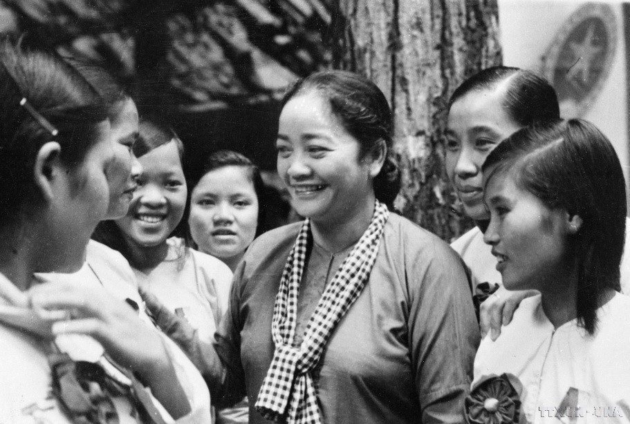 The name of General Nguyen Thi Dinh is closely associated with the founding and development of Ben Tre province's "Long-Haired Army" in 1967. (Photo: VNA archives)