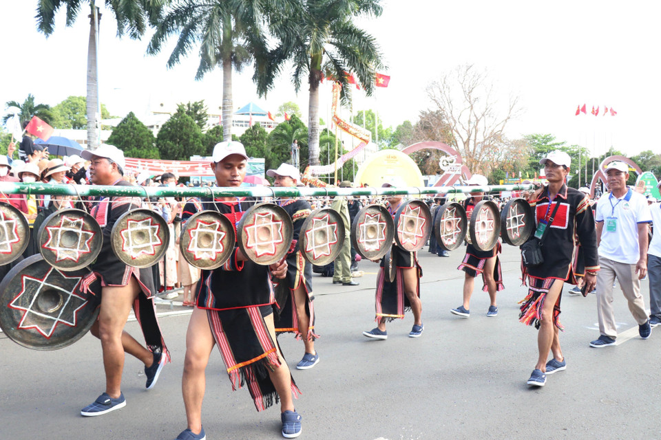 The Central Highlands gong culture has become not only a unique cultural identity but also a tourism highlight that draws strong interest from visitors. (Photo: VNA)