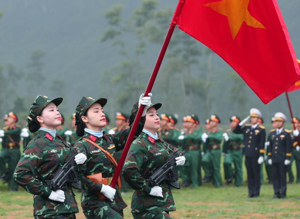 The Vietnamese female peacekeeping forces participate in the rehearsal. (Photo: VNA)