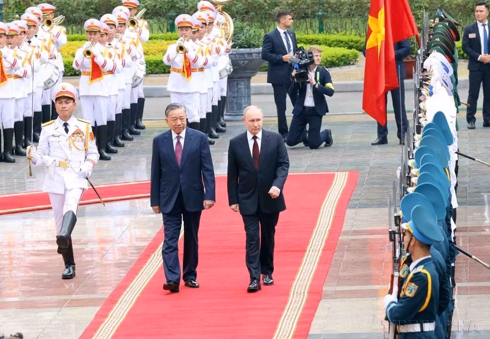 President To Lam presides over the official welcoming ceremony for Russian President Vladimir Vladimirovich Putin, who visited Vietnam from June 19–20, 2024. (Photo: VNA)