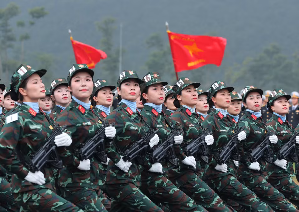 The Vietnamese female peacekeeping forces participate in the rehearsal. (Photo: VNA)