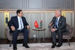 Prime Minister Pham Minh Chinh (L) meets with Jordanian King Abdullah II bin Al-Hussein on the sidelines of the 3rd United Nations Ocean Conference (UNOC 3) in Nice, France. (Photo: VNA)