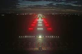 Long Thanh Airport successfully operates full aviation lighting system