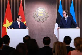 Vietnamese, Estonian PMs hold talks in Tallinn