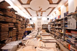 Vietnam’s largest collector of printed newspapers