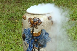 Bat Trang pottery featured in ‘Love of earth and ceramics’ exhibition