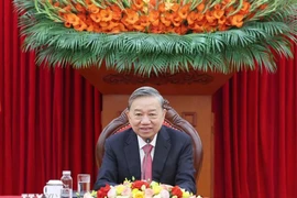 Vietnam, China prioritise strengthening bilateral ties