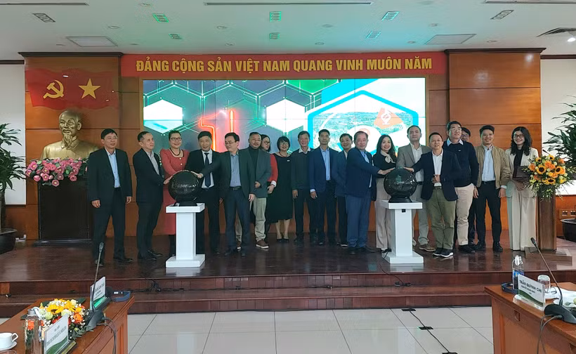 At the handover ceremony of the pilot results for the database system for forests and coffee-growing areas in compliance with the EU Deforestation Regulation (EUDR). (Photo: VNA)