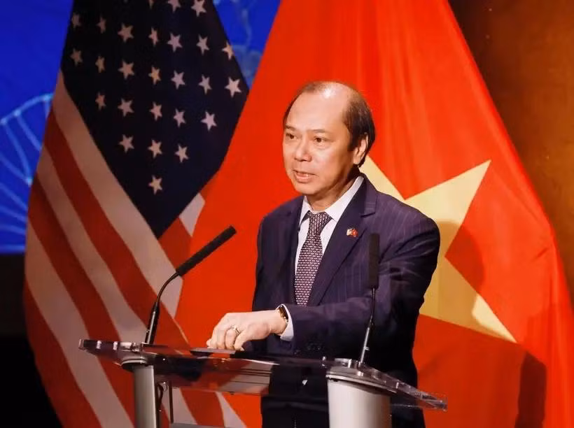 Vietnamese Ambassador to the US Nguyen Quoc Dung speaks at the dialogue. (Photo: VNA)