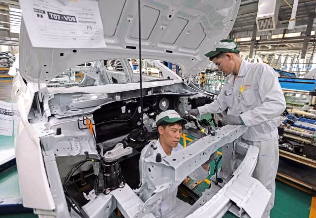 A car manufacturing plant in Vinh Phuc province. — VNA/VNS Photo 