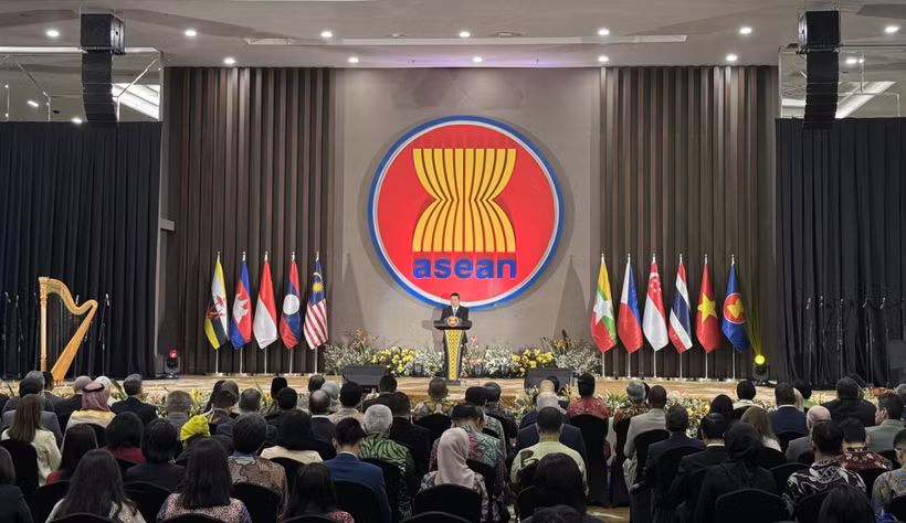 At the ceremony to celebrate the 57th ASEAN Day (Photo: VNA)