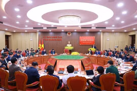 PM Pham Minh Chinh has a working session with leaders of Quang Ngai province on February 9. (Photo: VNA)