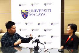 Collins Chong Yew Keat in an interview with the Vietnam News Agency (Photo: VNA)