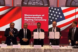The Kadin strengthens bilateral economic synergy with the US Chamber of Commerce through the signing of a memorandum of understanding. (Photo: Antara)